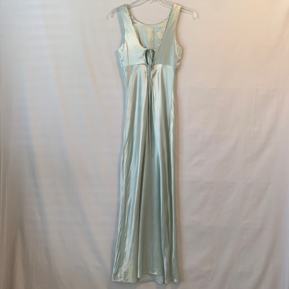Light Green Satin Flower Sequined Sleeveless Dress Size 3/4 - Picture 11 of 15